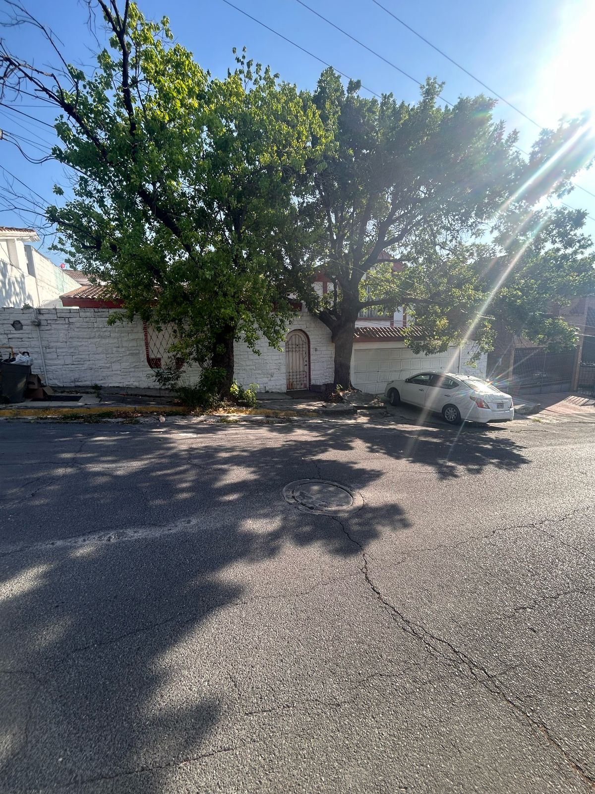En venta casa en Contry la Silla
